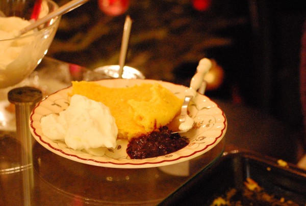 Saffranspannkaka med salmbärssylt (1)